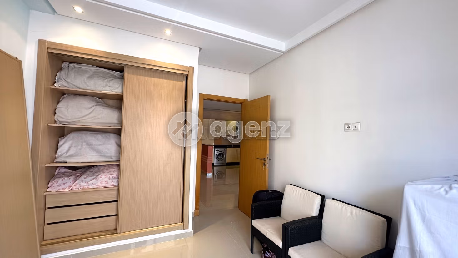 Beautiful apartment for sale. Surface area 100 m². With Lift, Carpark