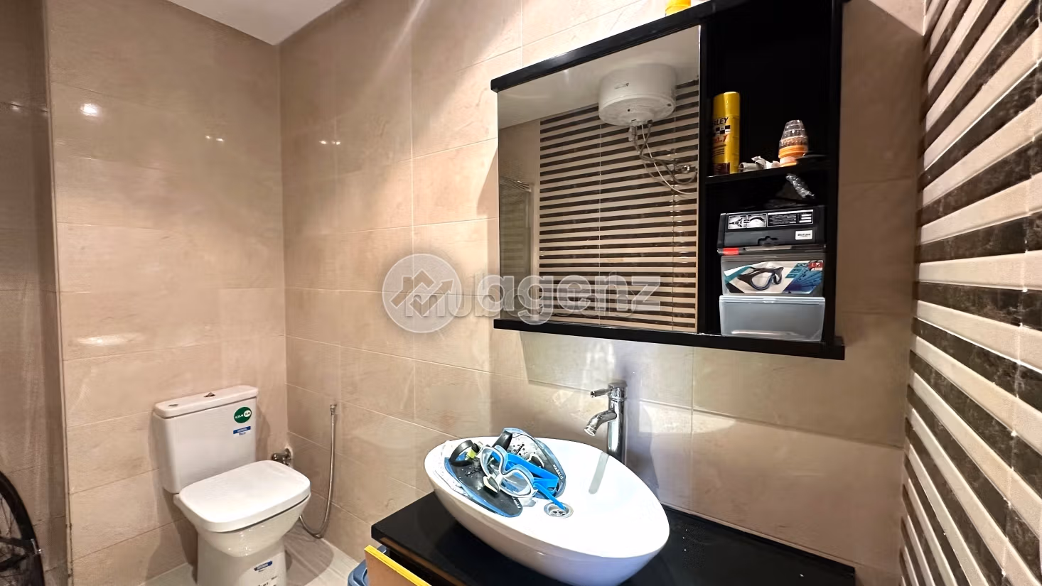 Beautiful apartment for sale. Surface area 100 m². With Lift, Carpark
