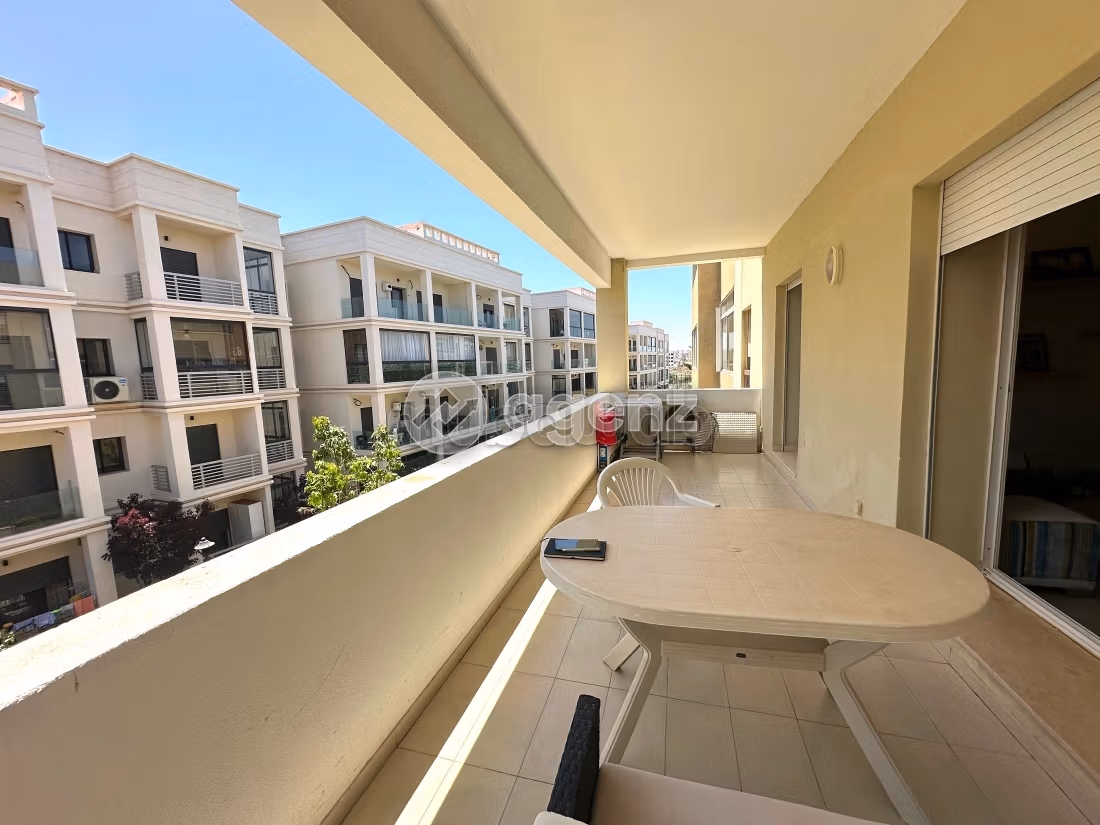Beautiful apartment for sale. Surface area 100 m². With Lift, Carpark