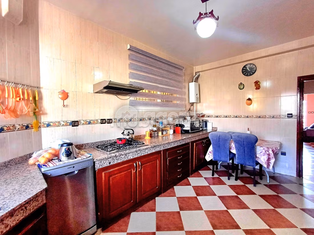 Appartement 113 m² à Amicales — 18