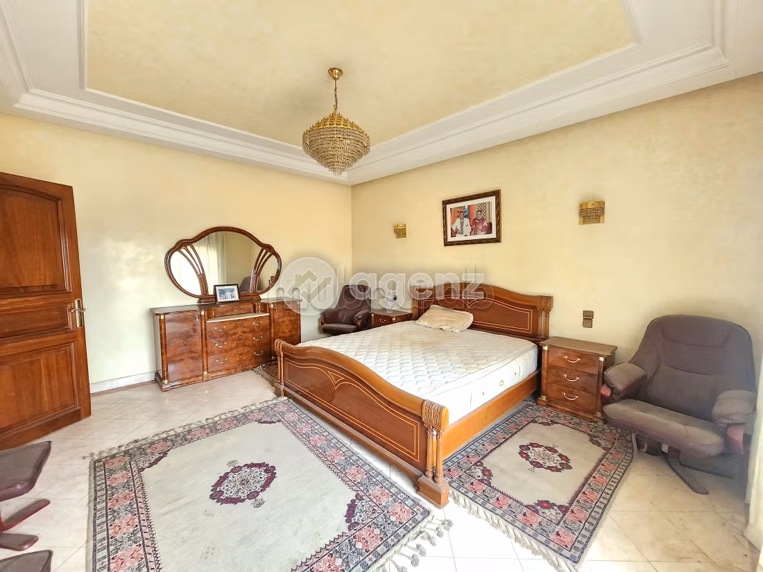 Villa à vendre 987 m², 3 chambres Californie Casablanca