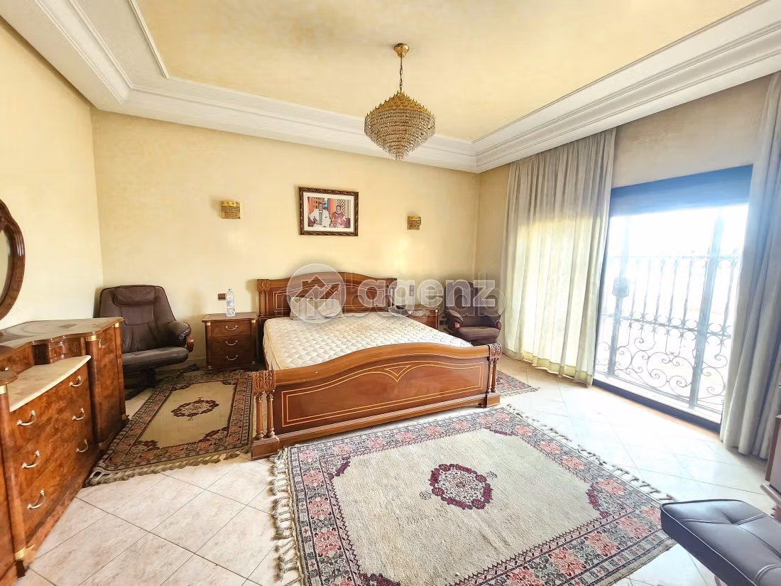 Villa à vendre 987 m², 3 chambres Californie Casablanca