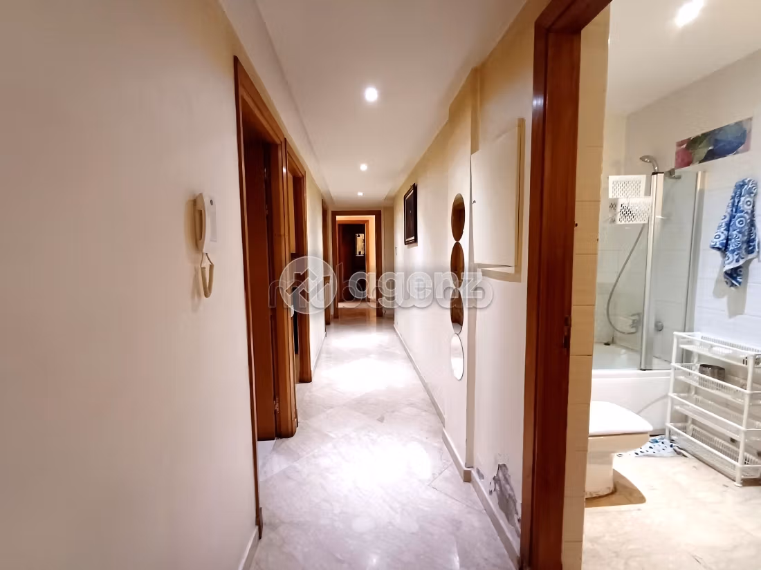 Appartement à vendre 159 m², 3 chambres Bd Abdelmoumen Casablanca