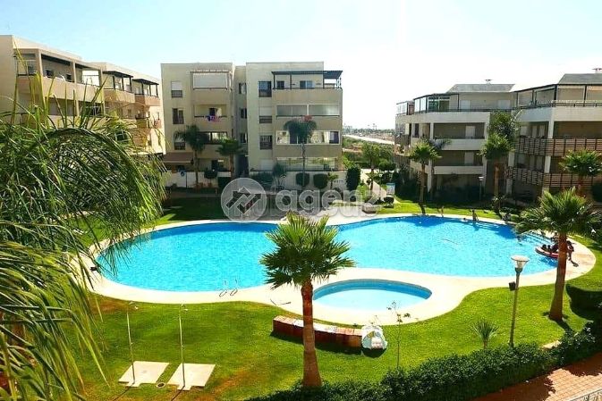 Piso en venta. Pequeña superficie 100 m². Con Ascensor, Estacionamiento