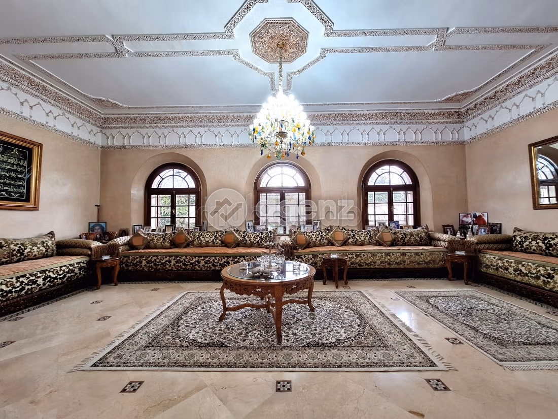 Luxury home for sale in Anfa Supérieur. 5 rooms. Private garden, Cellar