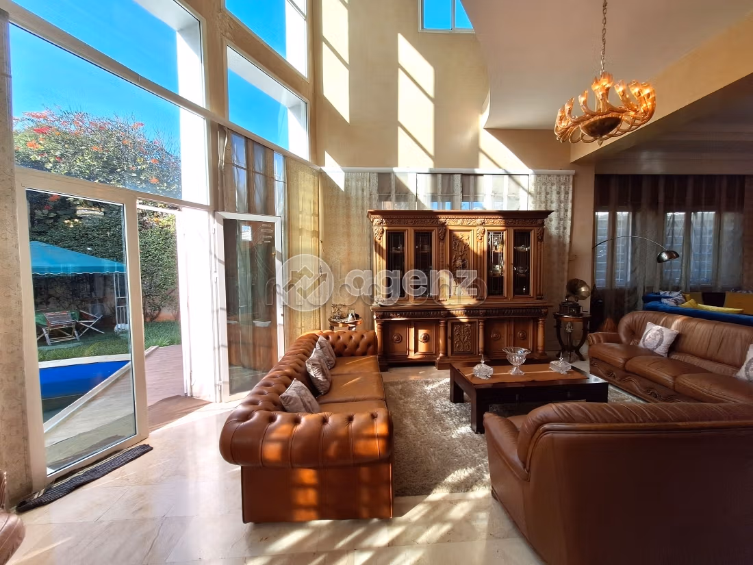 Villa à vendre 761 m², 3 chambres Californie Casablanca
