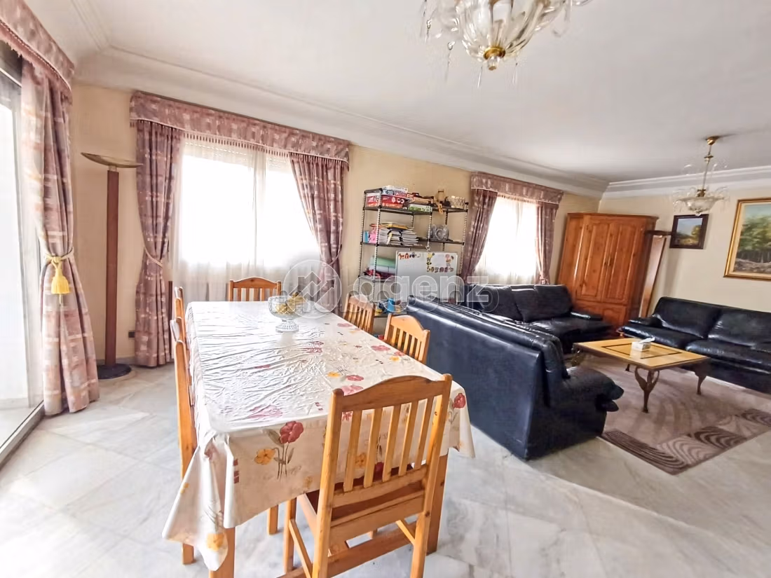 Villa à vendre 1 141 m², 5 chambres Sidi Maarouf Casablanca