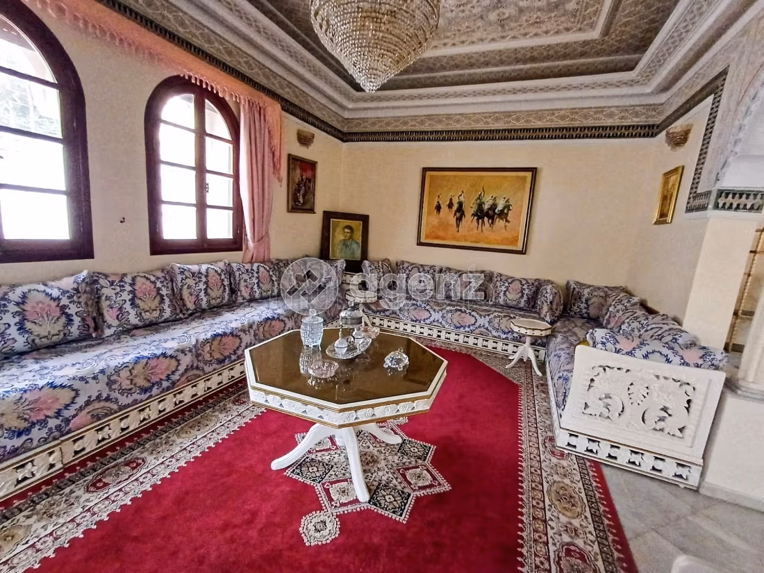 Villa à vendre 1 141 m², 5 chambres Sidi Maarouf Casablanca