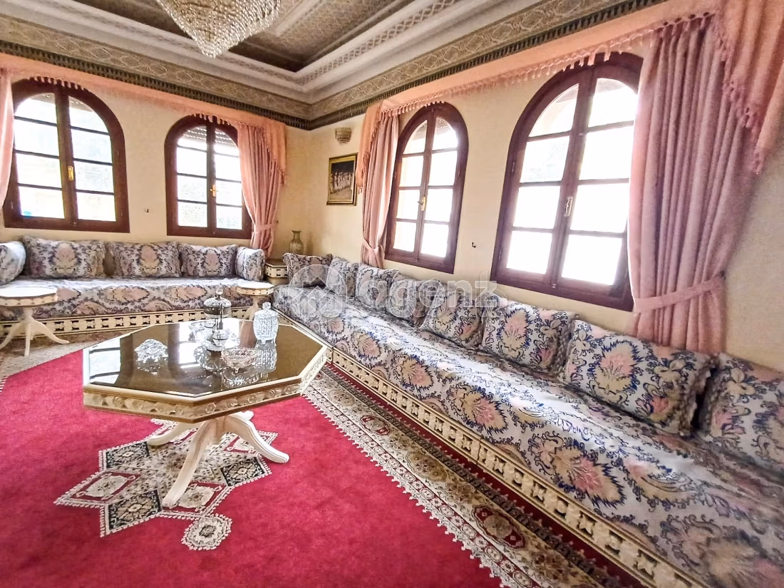 Villa à vendre 1 141 m², 5 chambres Sidi Maarouf Casablanca