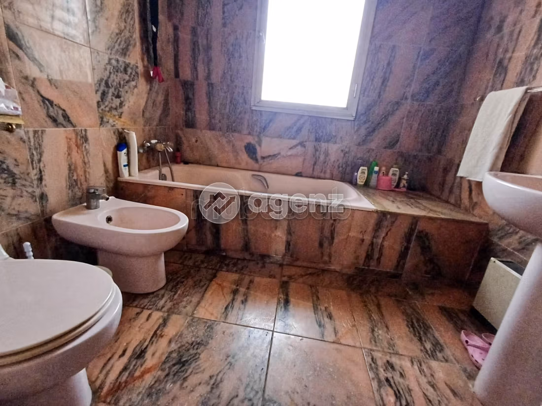 Villa à vendre 1 141 m², 5 chambres Sidi Maarouf Casablanca