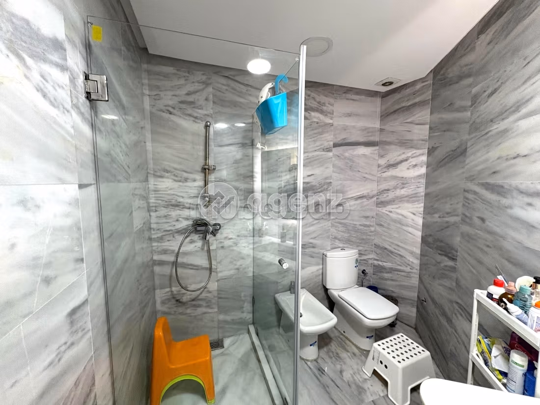 Sale of a lovely apartment in Riviera. Total area 106 m². Parking spaces and terrace