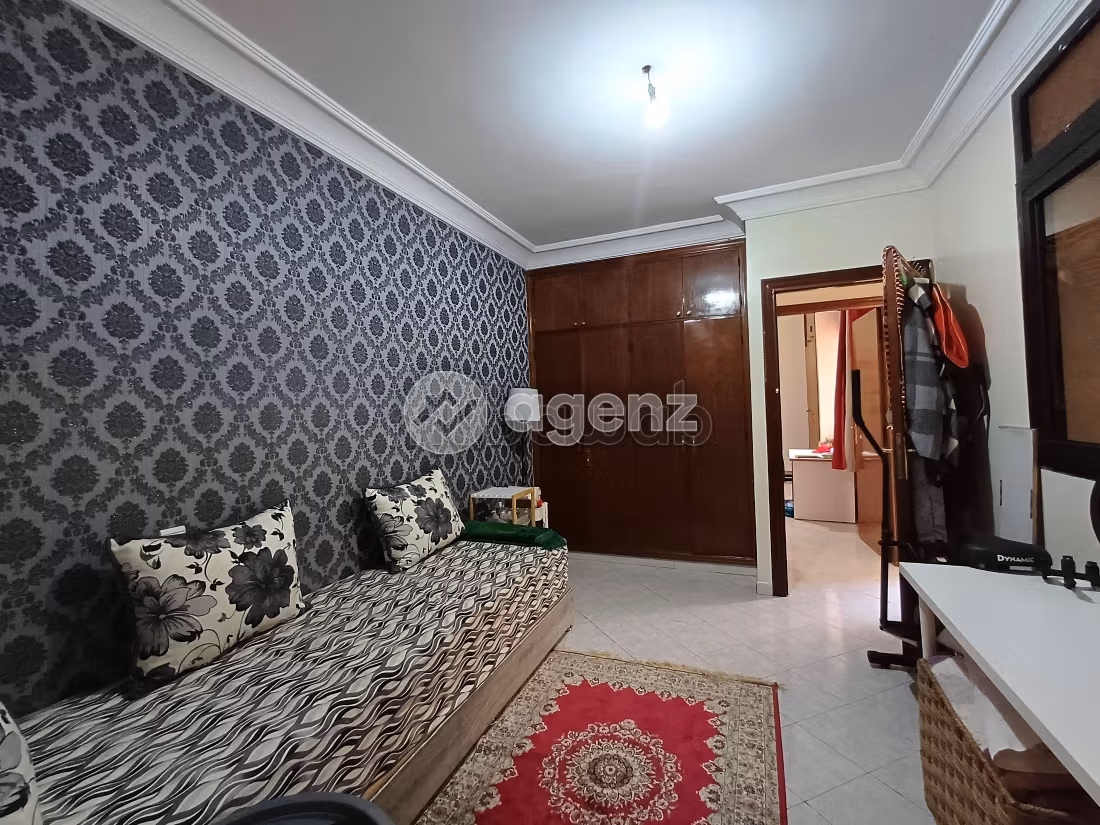 Apartment for sale in Les Hôpitaux. 3 beautiful rooms. With garage and lift