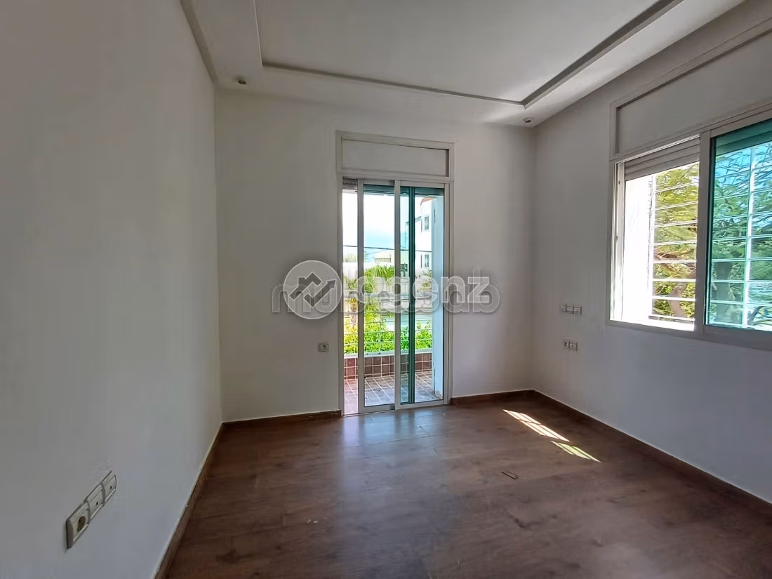 Villa à vendre 500 m², 5 chambres Polo Casablanca