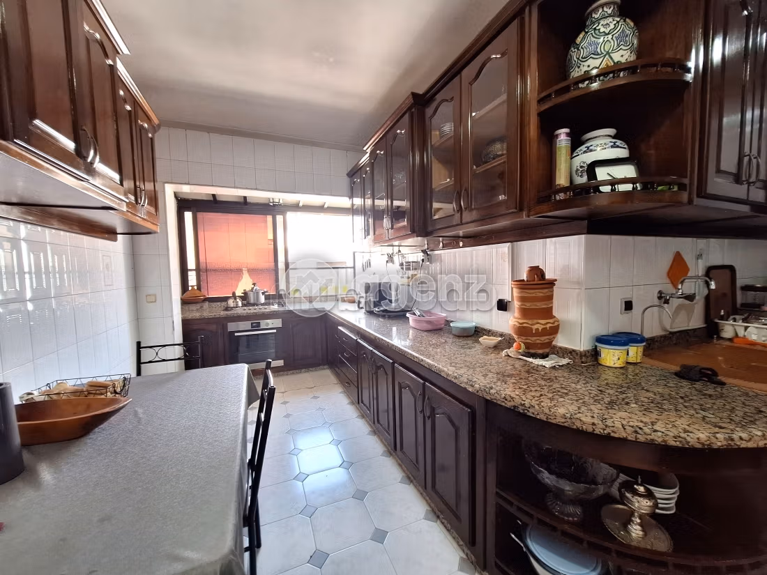 Appartement 294 m² f Les Hôpitaux — 18