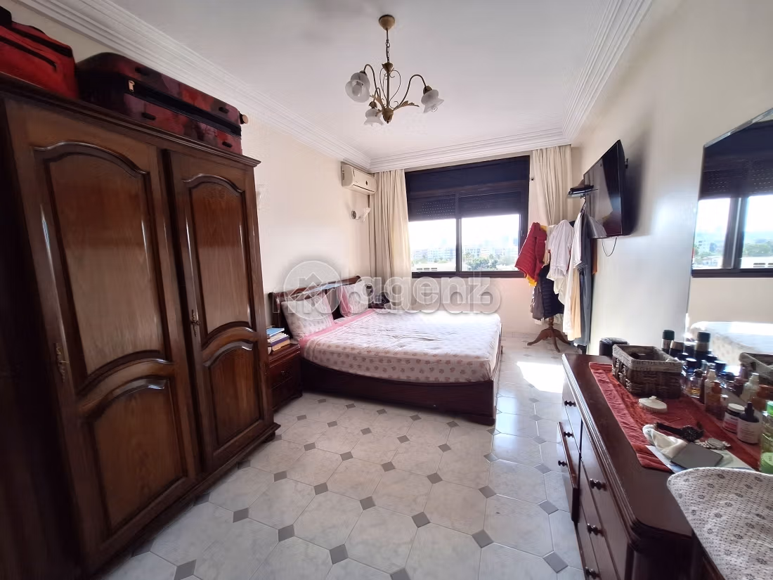 Appartement 294 m² f Les Hôpitaux — 11