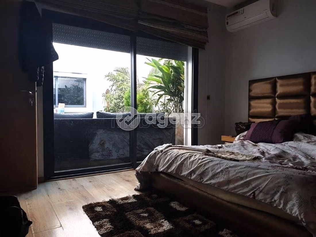 Bonito piso en venta en Laymoune. Superficie 121 m². Sin ascensor, gran terraza