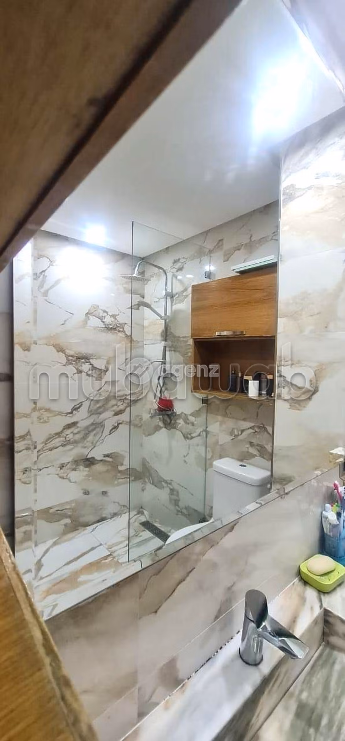 Bonito piso en venta en Laymoune. Superficie 121 m². Sin ascensor, gran terraza