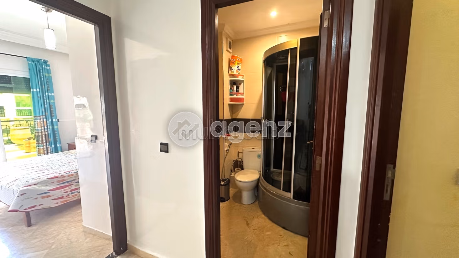 Sell apartment. Small area 90 m². Cellar, Large terrace