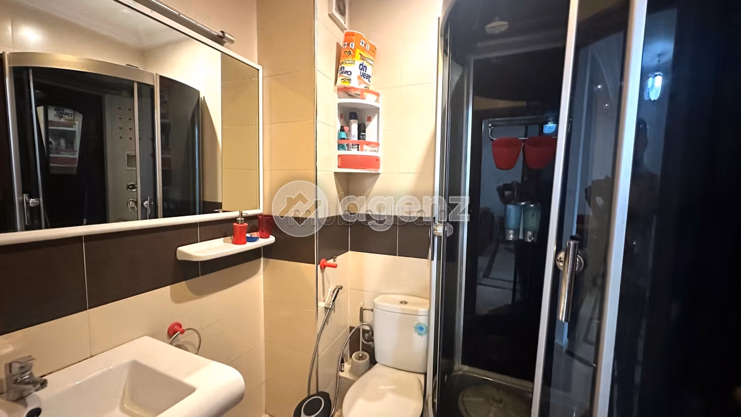 Sell apartment. Small area 90 m². Cellar, Large terrace