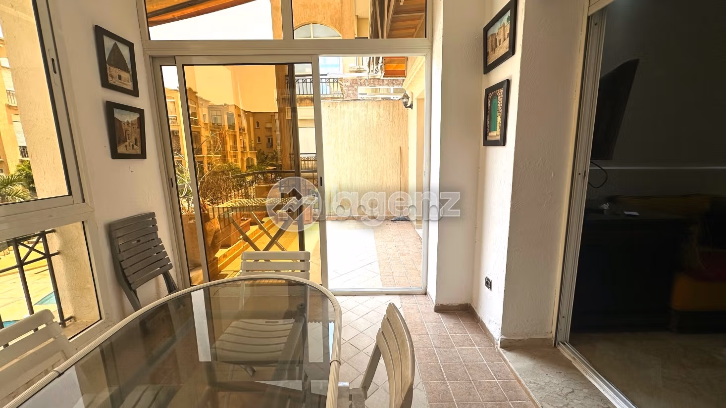 Sell apartment. Small area 90 m². Cellar, Large terrace