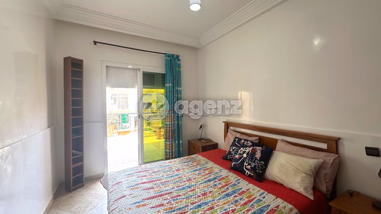 Sell apartment. Small area 90 m². Cellar, Large terrace