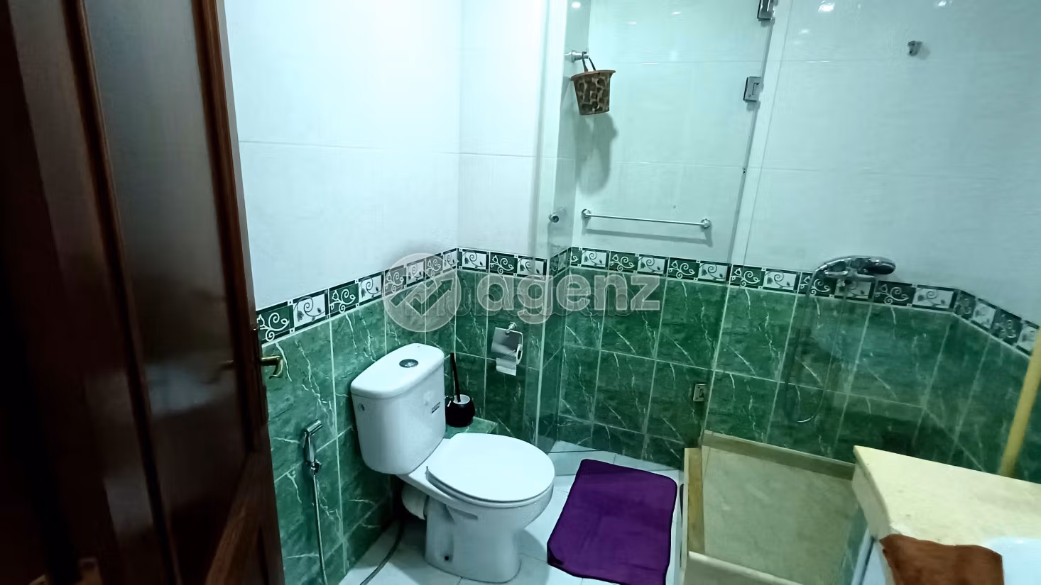 Apartment for sale in Belvédère. Area 111 m². Lift and parking