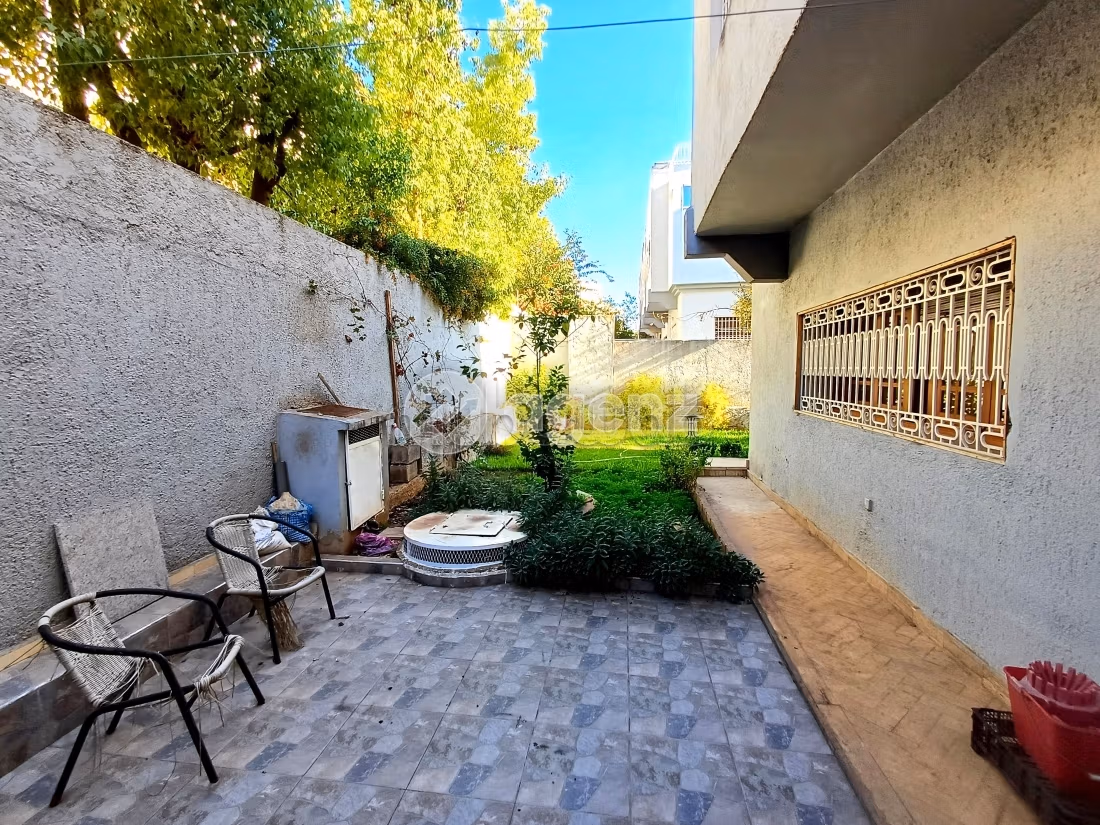 Villa à vendre 336 m², 5 chambres Riad Fès