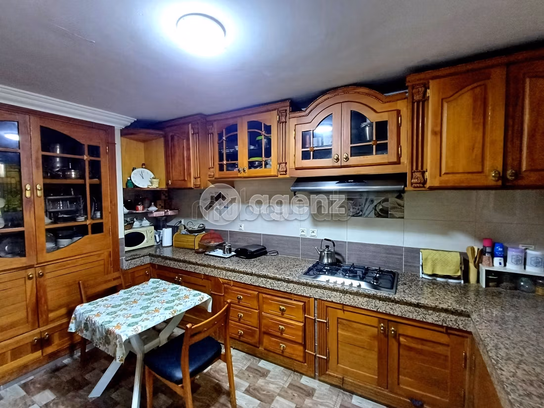 Villa à vendre 336 m², 5 chambres Riad Fès
