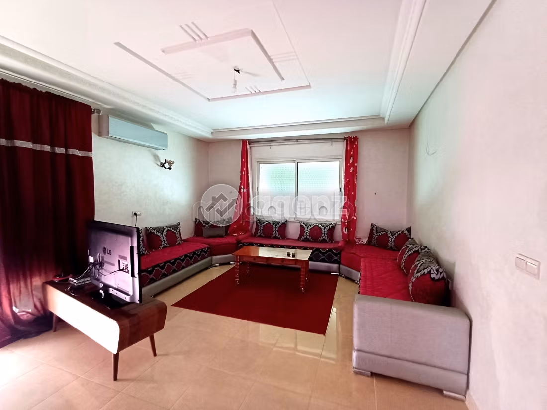 Suntuosa villa en venta en Hamria. 4 dormitorios. Parking y jardin