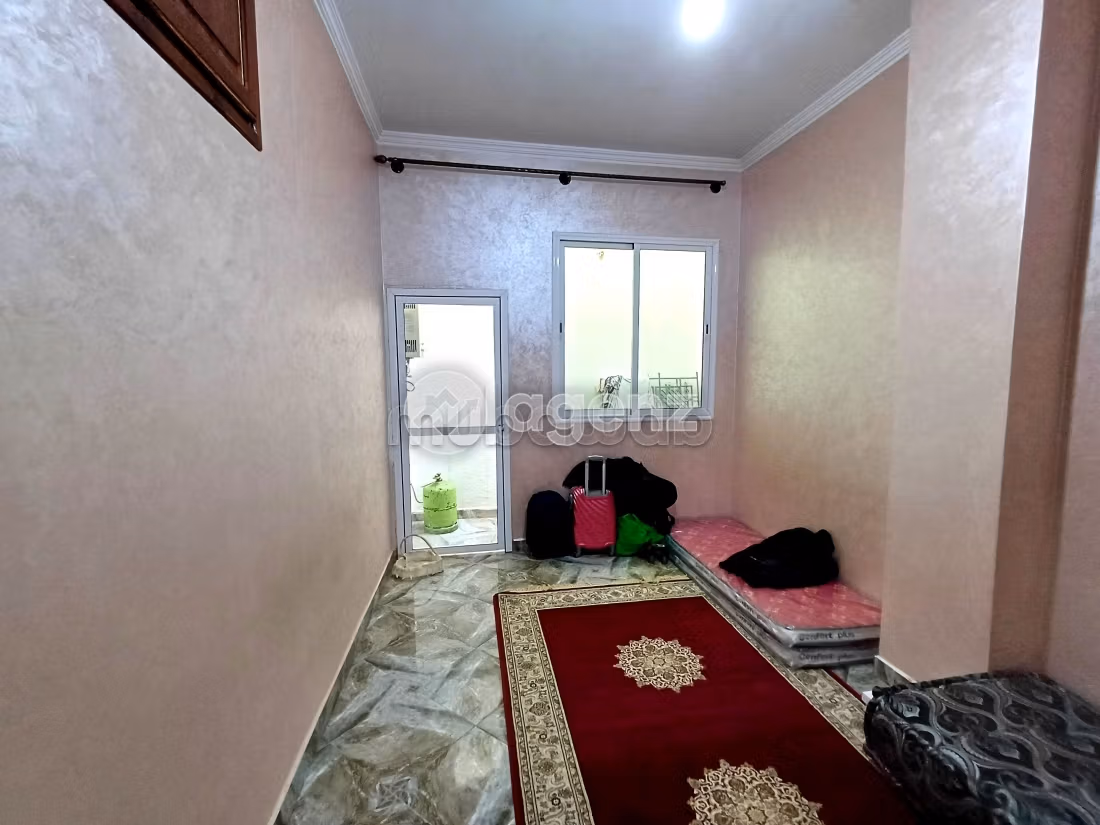 Se vende piso. Superficie de 82 m²