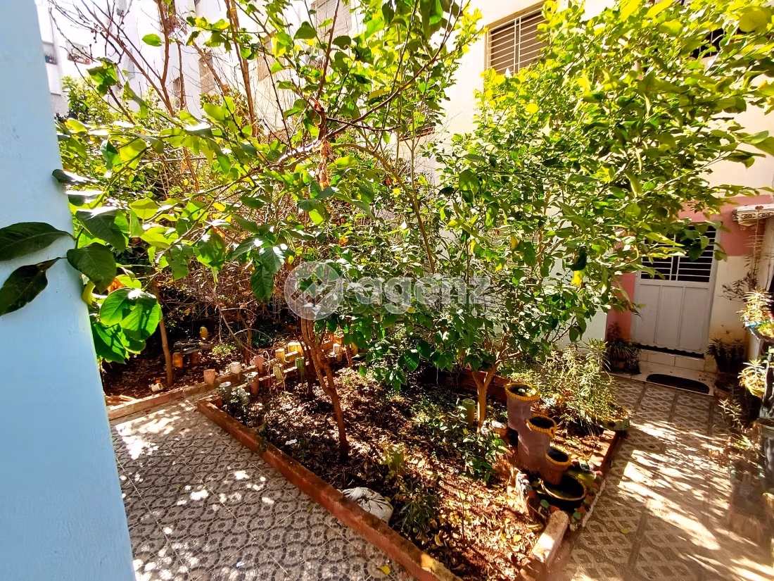 Se vende piso. Superficie de 82 m²