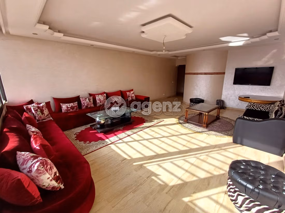Appartement à louer 152 m², 3 chambres Les Hôpitaux Casablanca