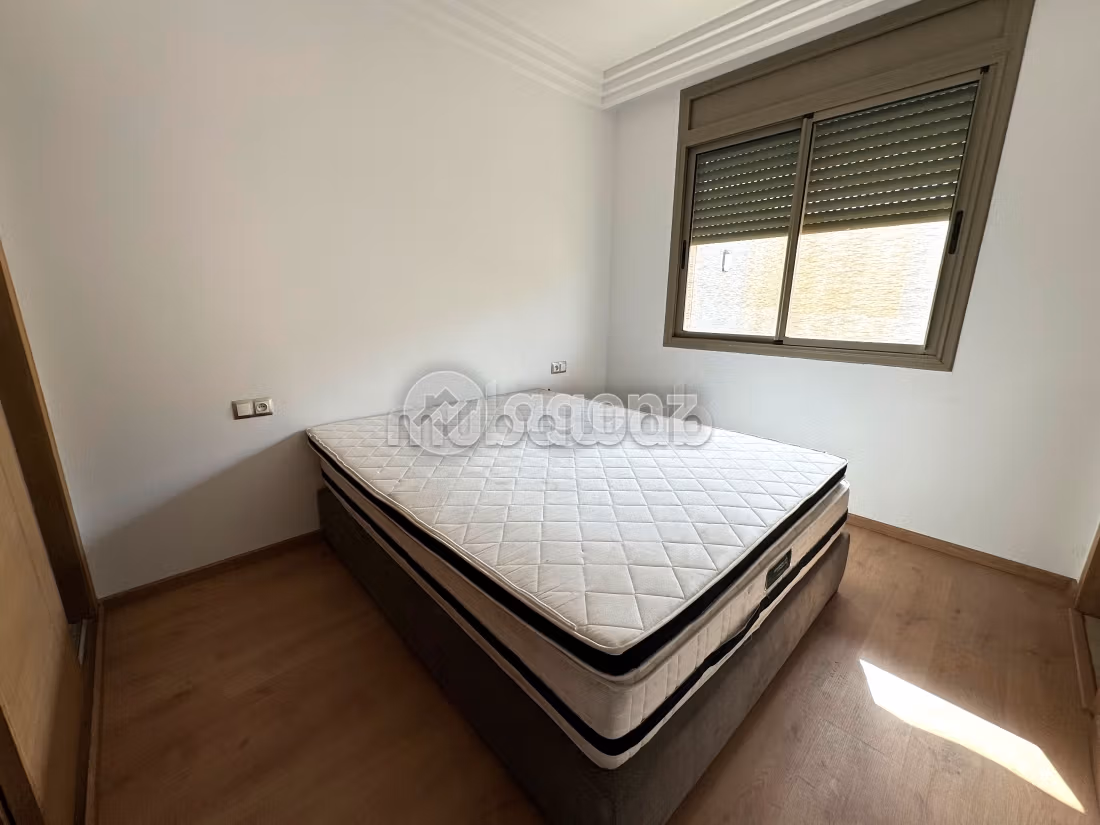 Se vende piso en Oasis. 3 dormitorios. Parking y ascensor