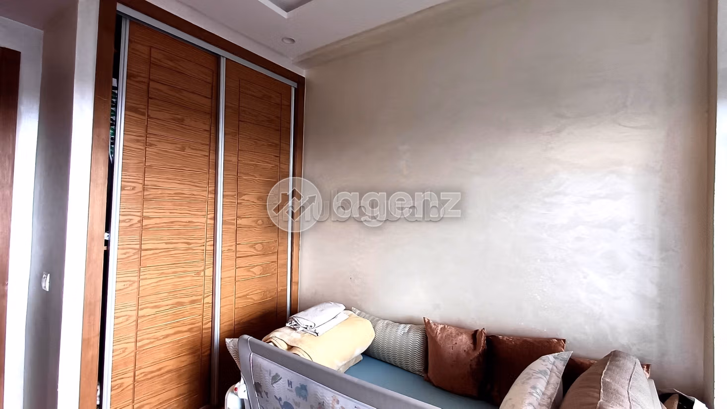 Piso en venta en Oasis. 2 dormitorios. Seguridad 24/24