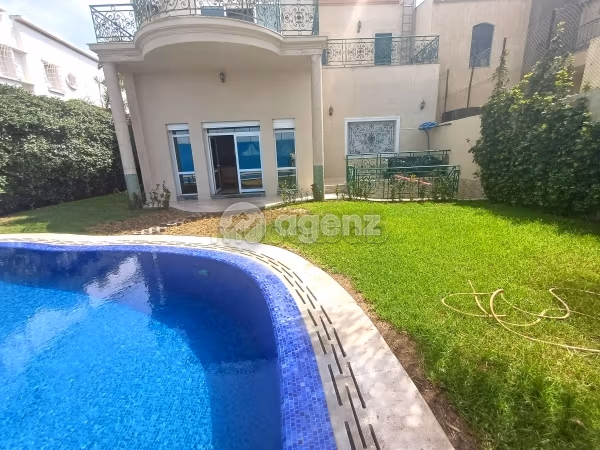 Villa à vendre 512 m², 4 chambres Sidi Maarouf Casablanca