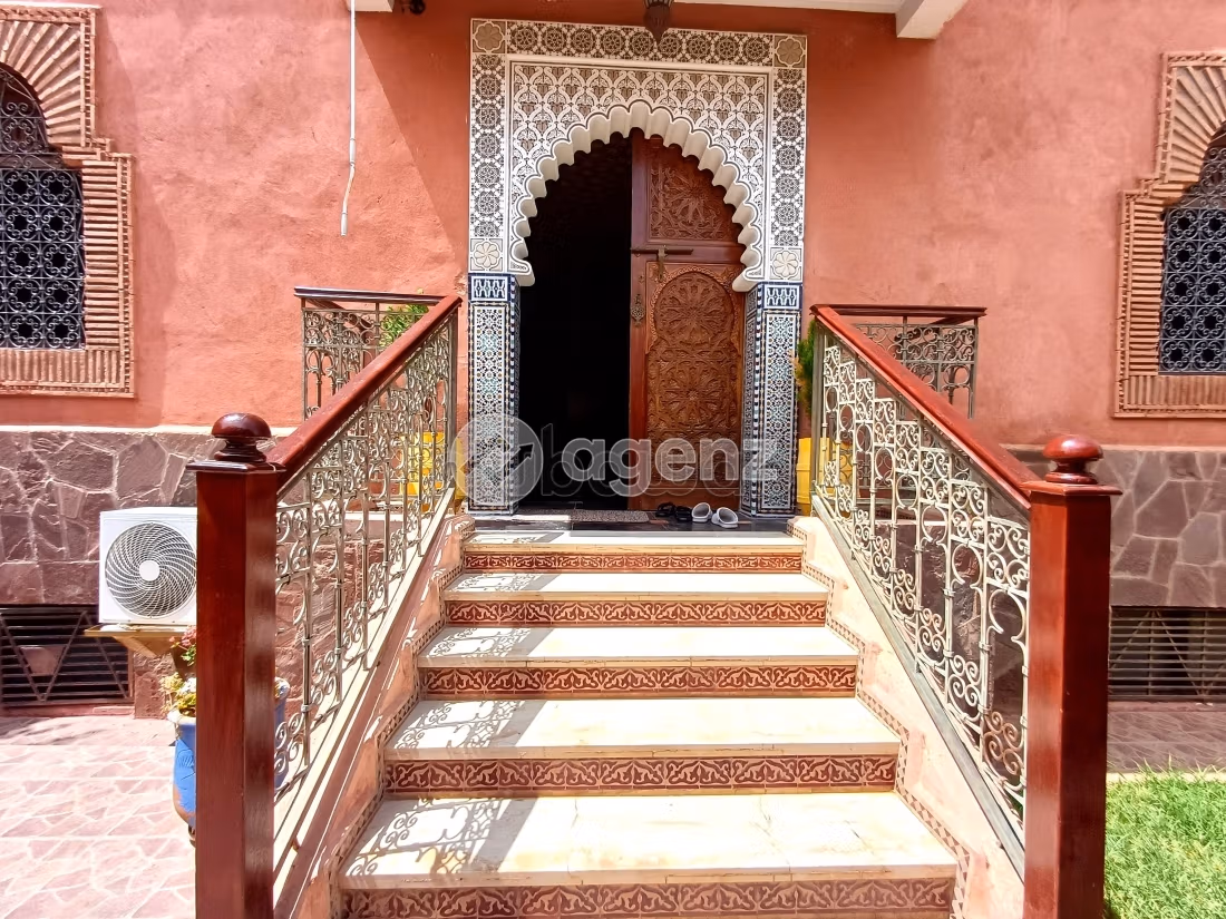 Villa à vendre 251 m², 5 chambres Amerchich Marrakech