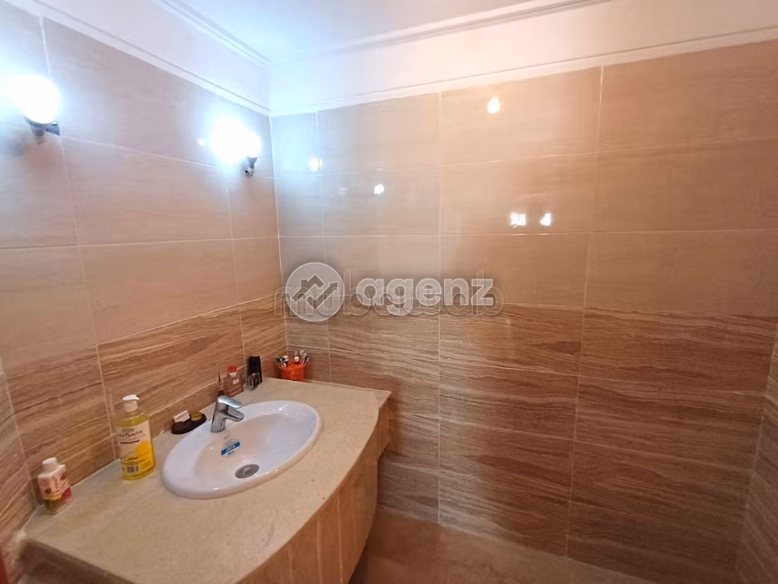 Appartement 221 m² à Route Immouzer — 15