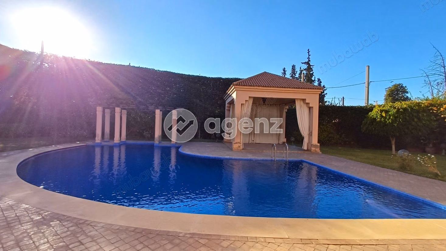 Luxury Villa for sale in Hay Targa. 4 lovely rooms