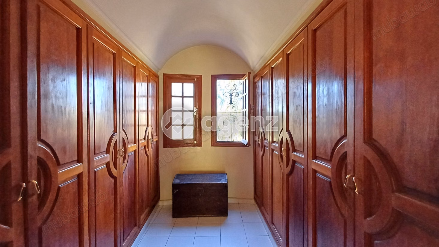 Luxury Villa for sale in Hay Targa. 4 lovely rooms