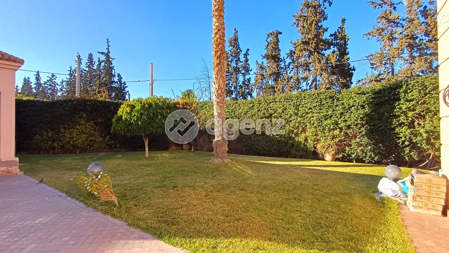 Luxury Villa for sale in Hay Targa. 4 lovely rooms