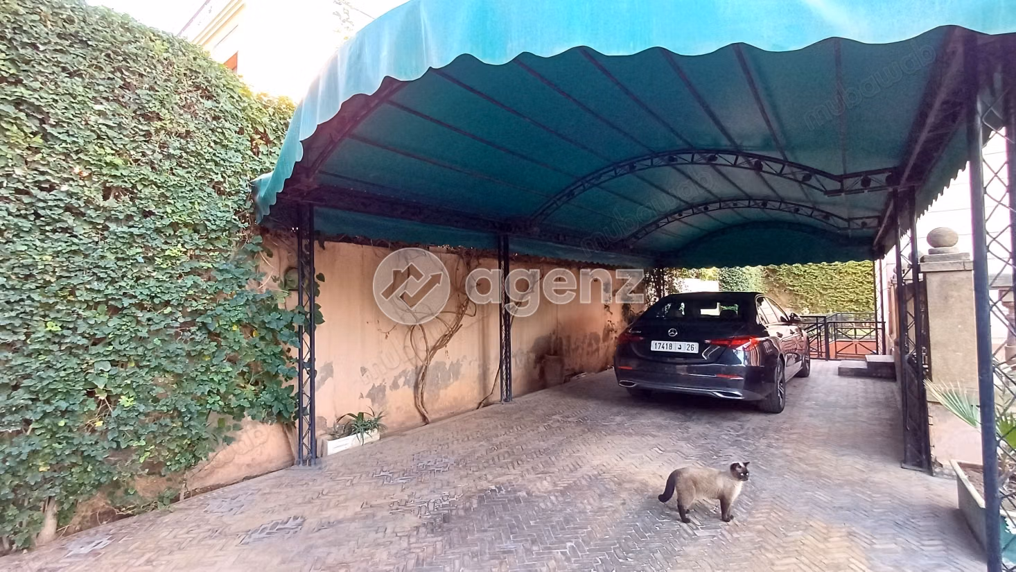 Luxury Villa for sale in Hay Targa. 4 lovely rooms