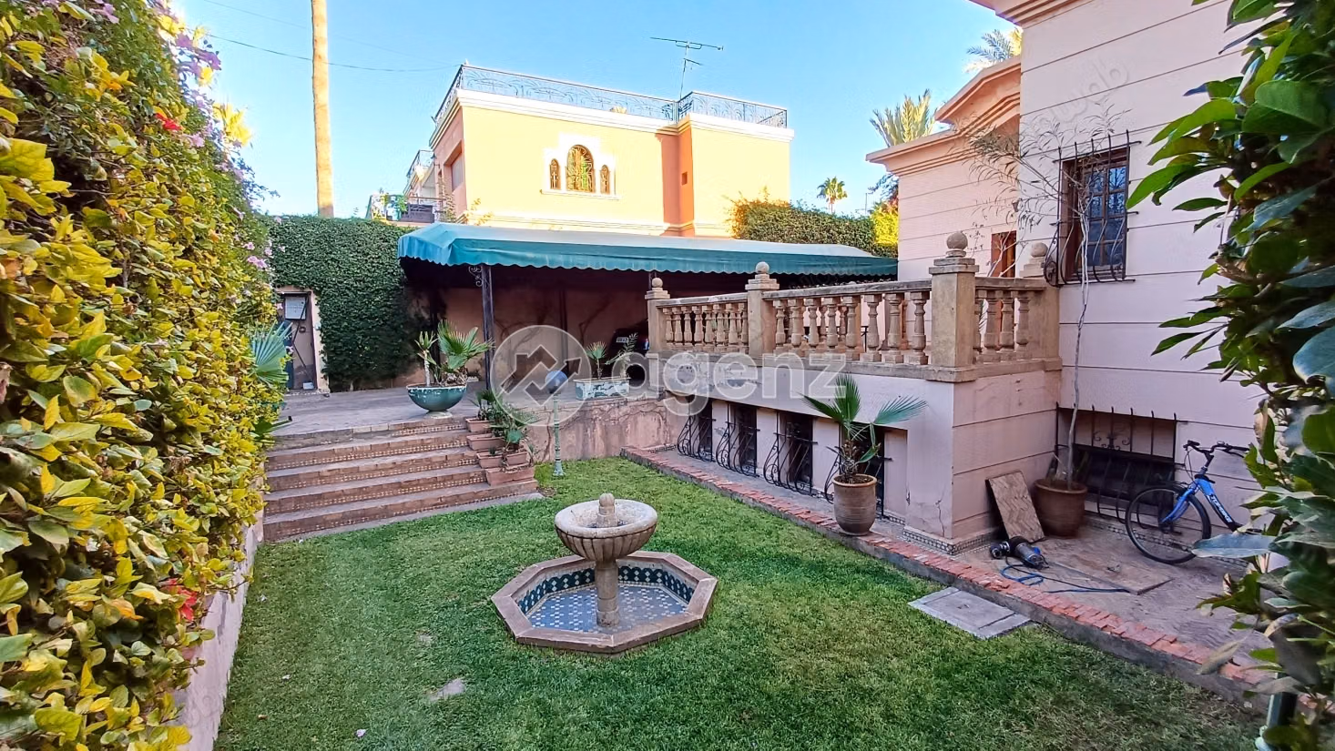 Luxury Villa for sale in Hay Targa. 4 lovely rooms