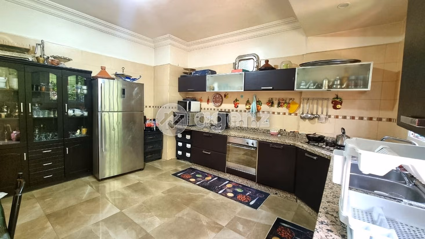 Villa à vendre 200 m², 4 chambres Oulfa Casablanca
