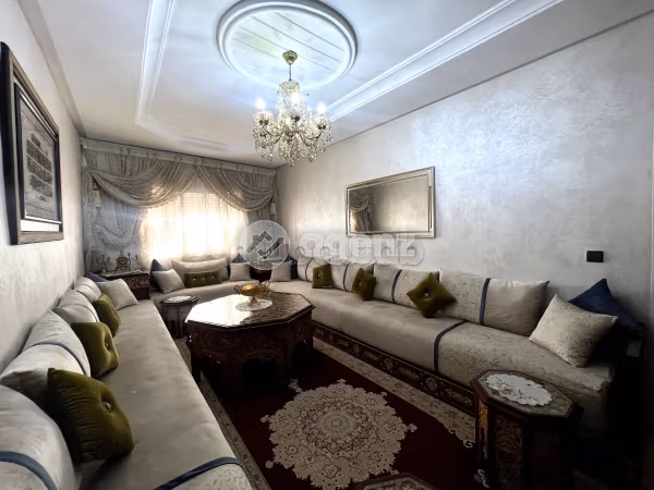 Bonito piso en venta en Nassim. Dimensión 68 m². Parking y terraza