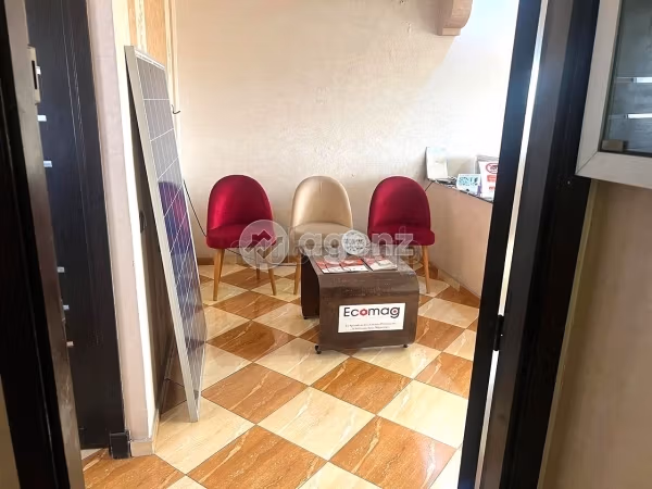 Ufficio da acquistare a Sidi Maarouf. Superficie totale 69 m². Terrazzo