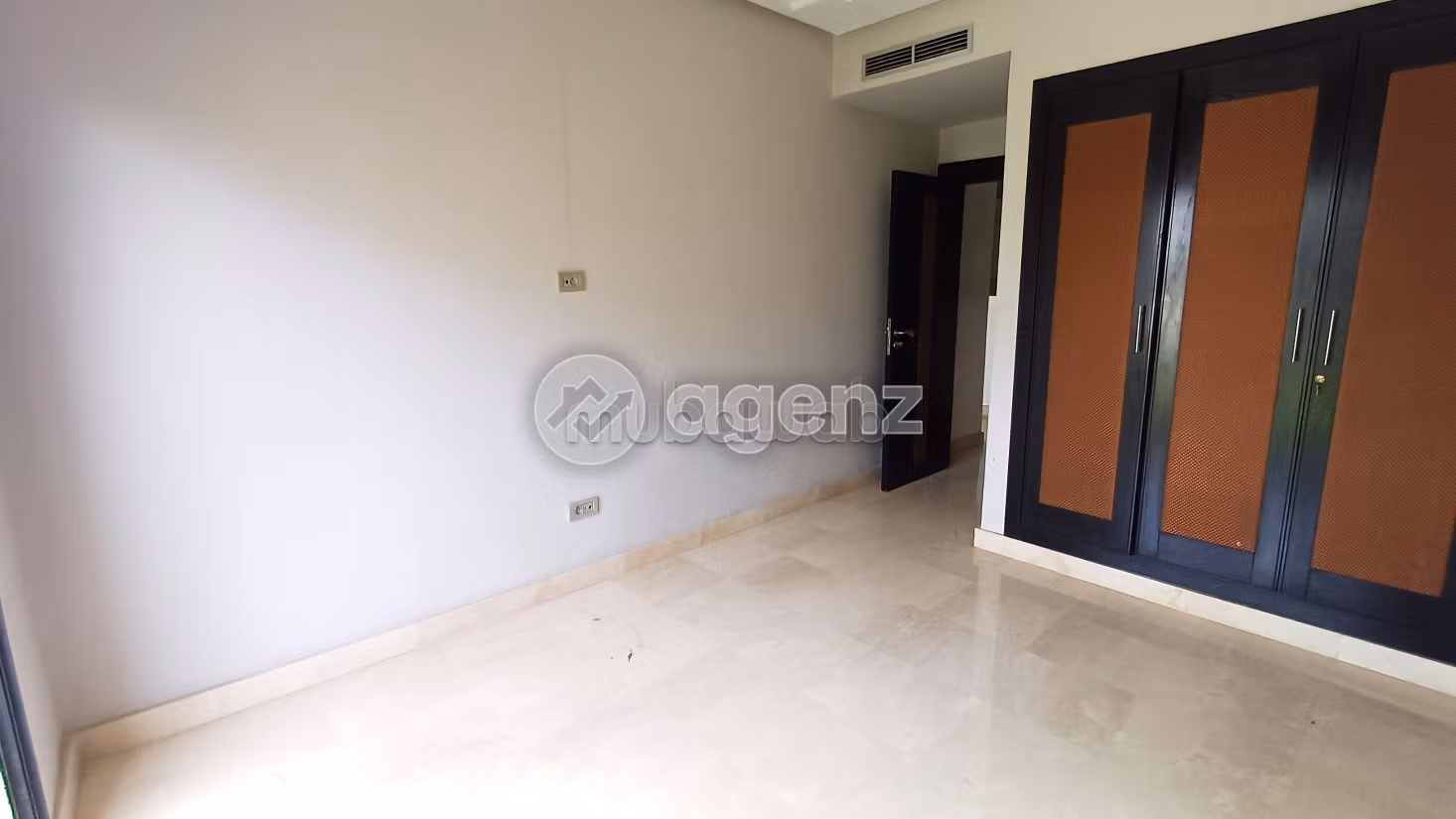 Appartement à vendre 251 m², 2 chambres Ville Verte Bouskoura