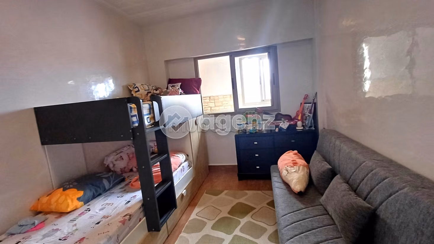 Magnífico piso en venta en Bourgogne Est. Superficie 113 m². Con ascensor y terraza