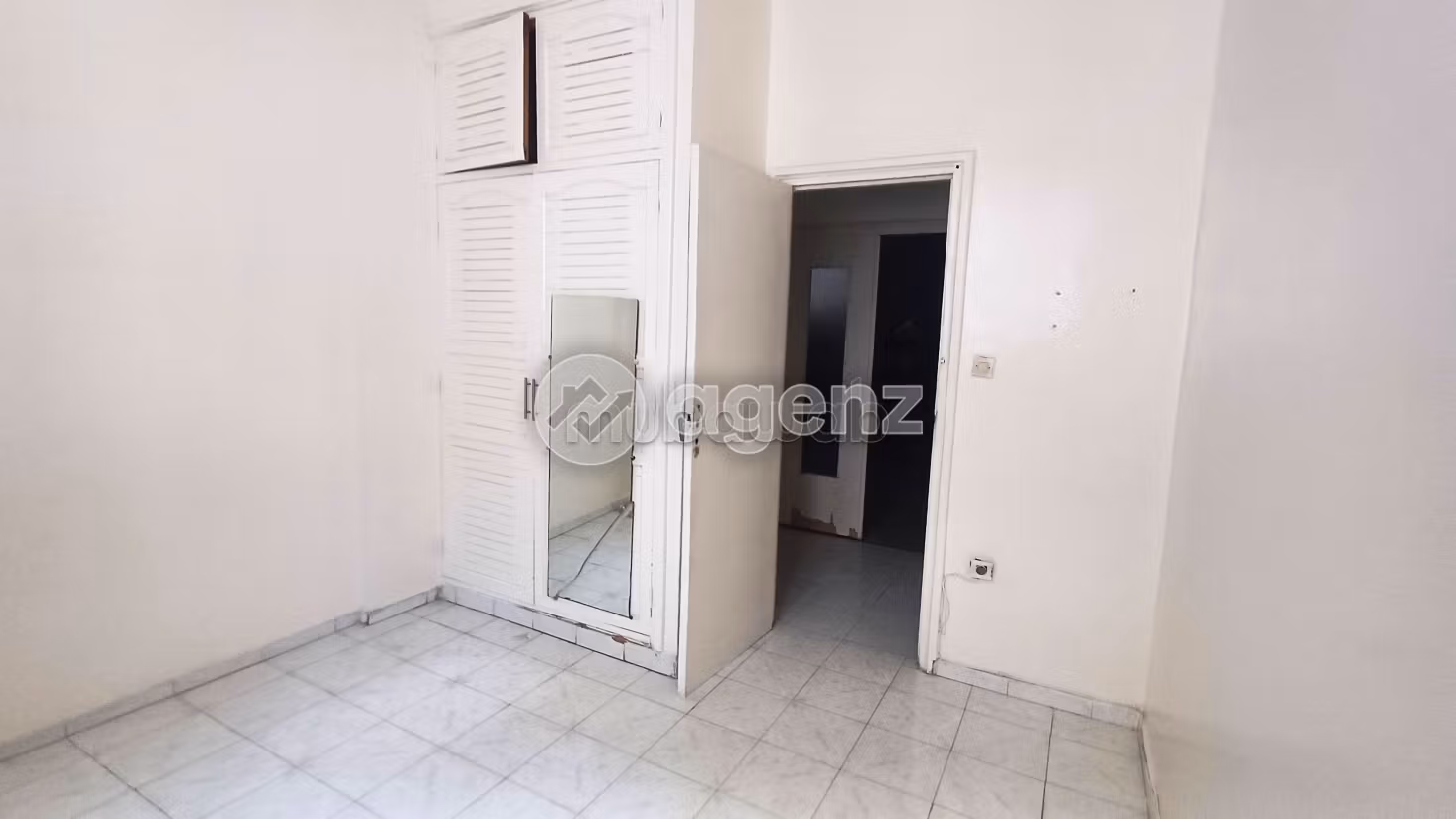 Appartement à vendre 227 m², 4 chambres Derb Omar Casablanca