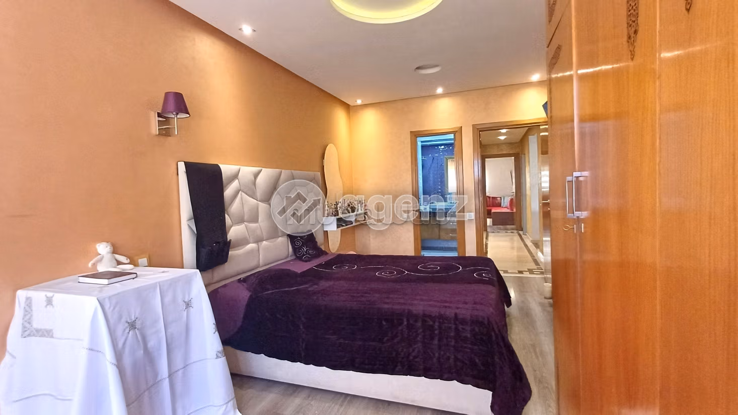 Vendita di uno splendido appartamento a Bourgogne Ouest. 2 camere. Ascensore e garage