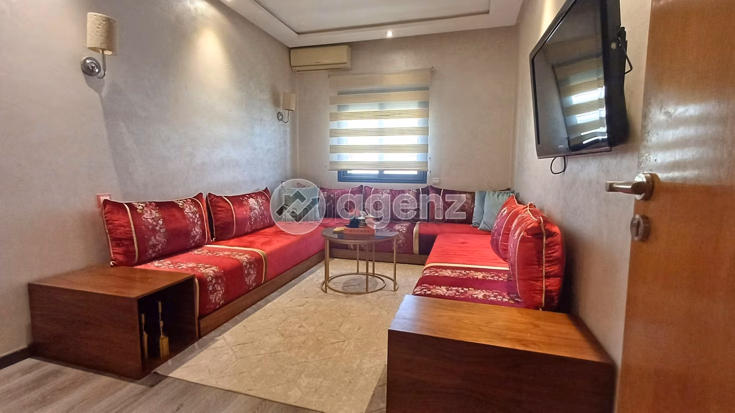 Vendita di uno splendido appartamento a Bourgogne Ouest. 2 camere. Ascensore e garage